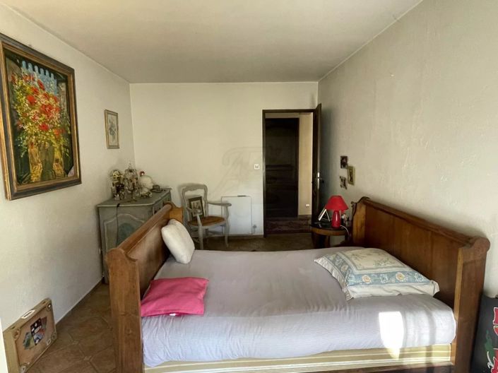 Image No.49-3 Bed House for sale