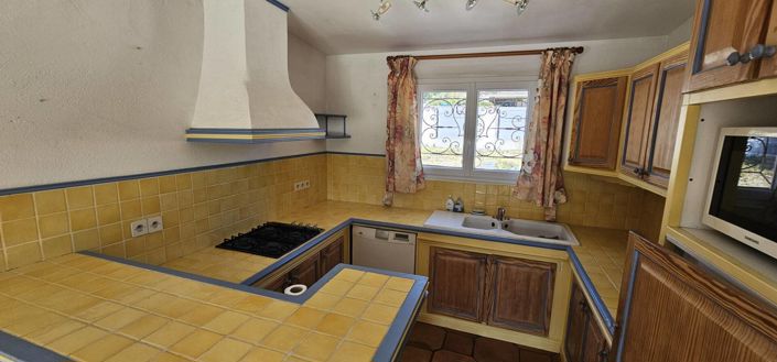 Image No.16-House for sale