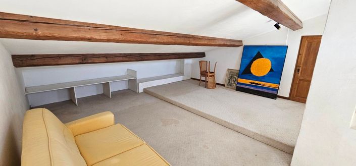 Image No.9-House for sale