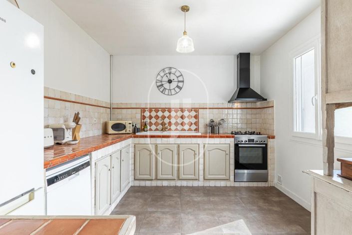 Image No.5-4 Bed House for sale