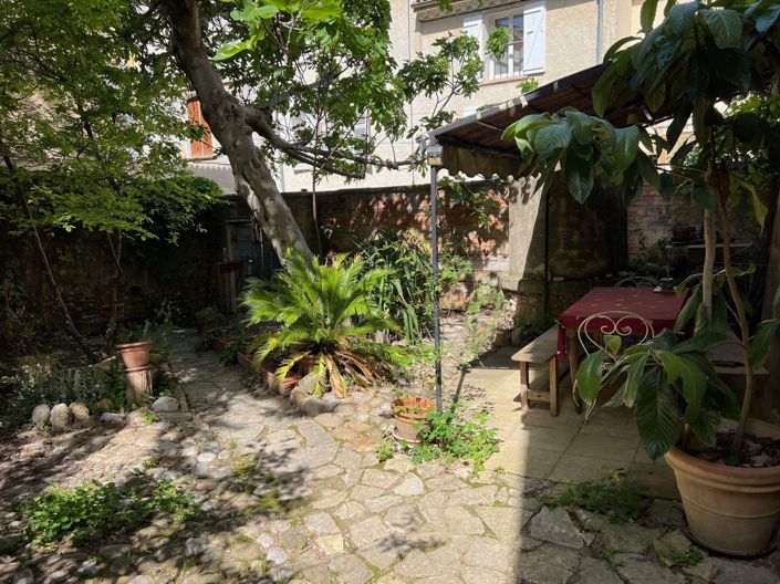 Image No.2-8 Bed House for sale