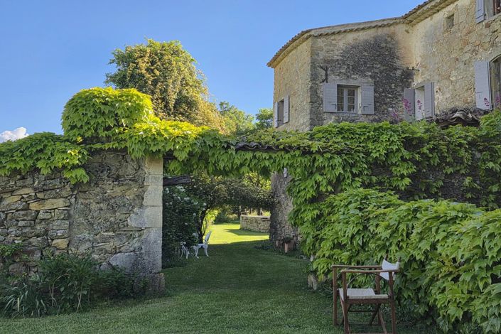Image No.3-Maison de 5 chambres à vendre à Simiane-la-Rotonde