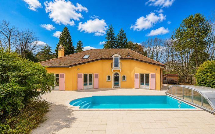 Image No.17-5 Bed House for sale