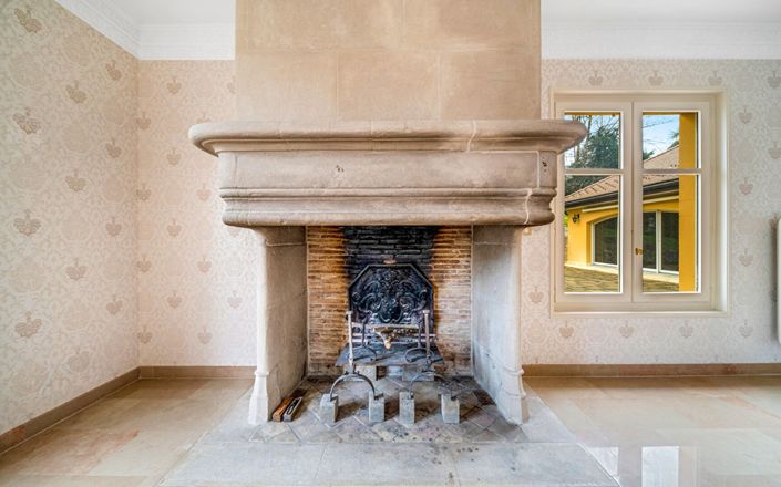 Image No.6-5 Bed House for sale