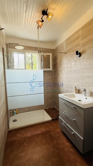 Image No.11-2 Bed House for sale