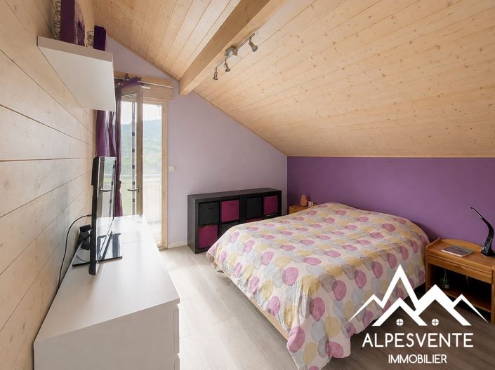 Image No.14-5 Bed House for sale