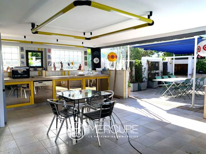 Image No.8-3 Bed House for sale