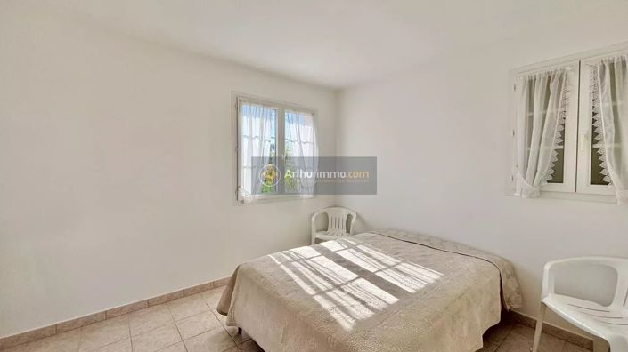 Image No.16-3 Bed House for sale