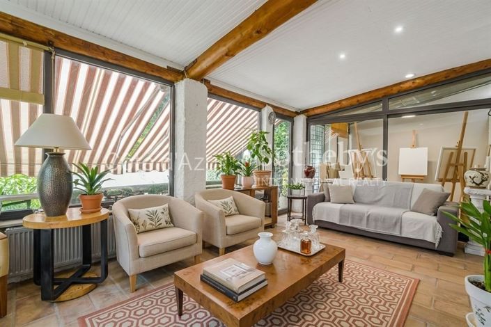 Image No.3-3 Bed House for sale