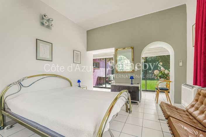 Image No.11-4 Bed House for sale