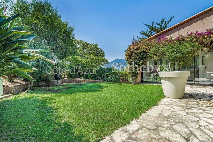 Image No.20-4 Bed House for sale