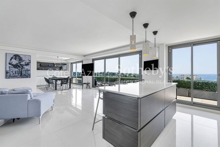 Image No.9-3 Bed Apartment for sale