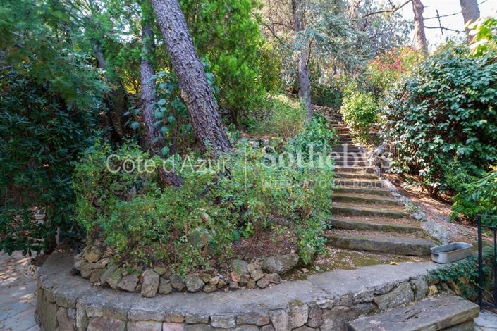 Image No.17-5 Bed House for sale