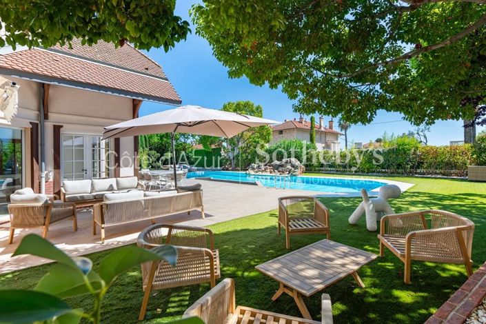 Image No.2-6 Bed House for sale