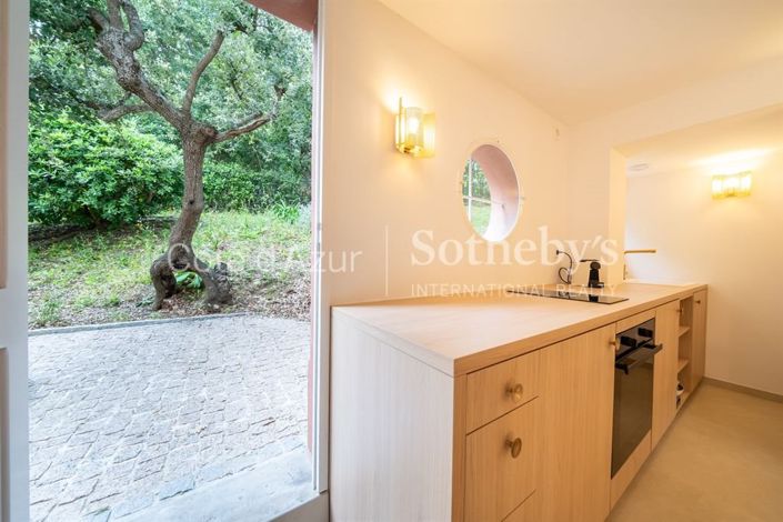 Image No.3-Appartement de 1 chambre à vendre à Saint-Tropez