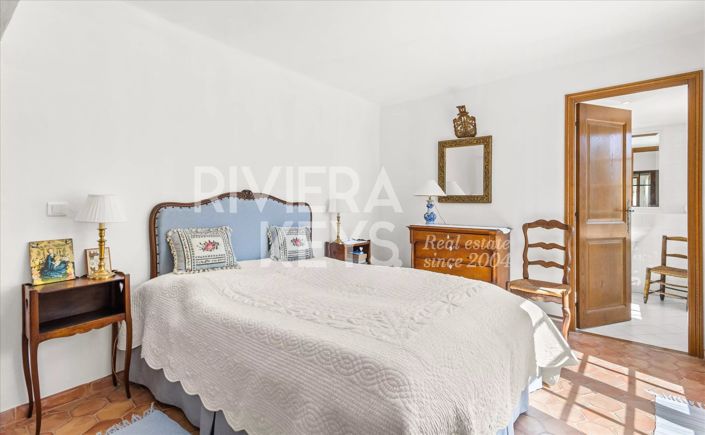 Image No.17-House for sale