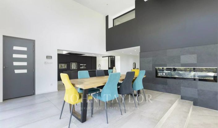 Image No.4-3 Bed House for sale