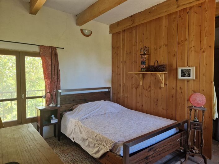 Image No.19-7 Bed House for sale