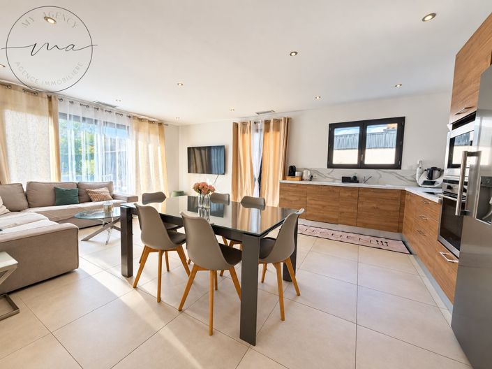 Image No.4-3 Bed House for sale