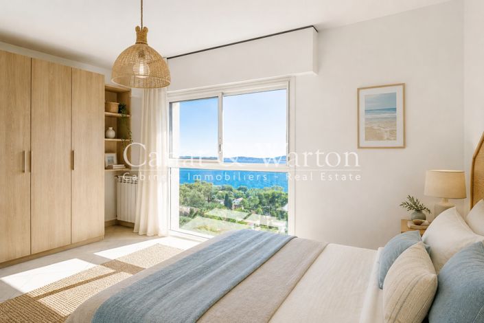 Image No.12-5 Bed House for sale