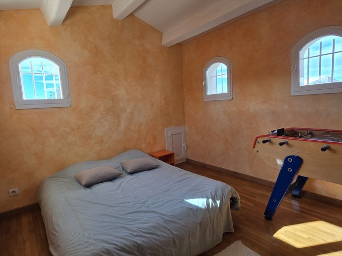 Image No.22-5 Bed House for sale