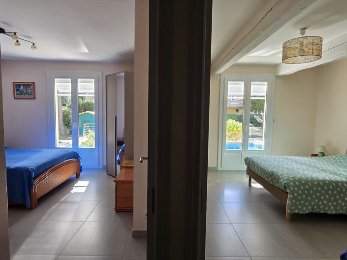 Image No.23-5 Bed House for sale
