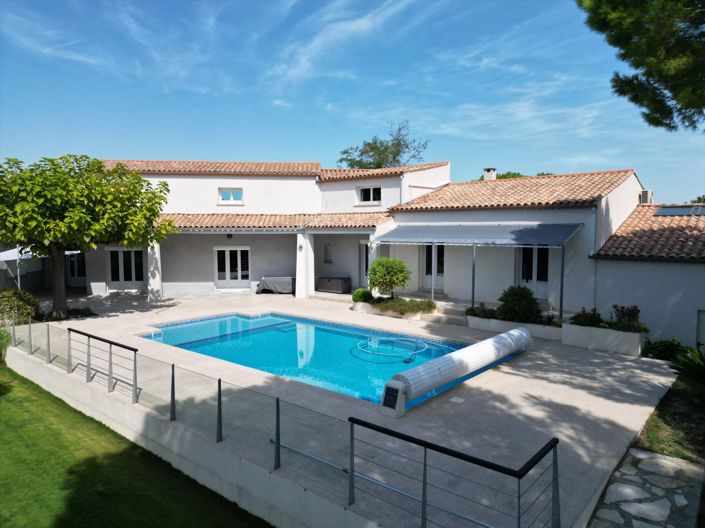 Image No.24-5 Bed House for sale