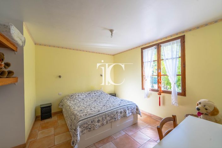 Image No.7-3 Bed House for sale