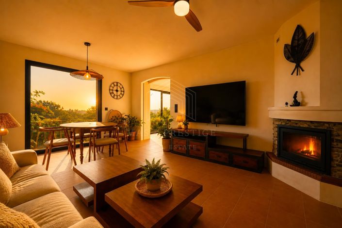 Image No.4-2 Bed House for sale