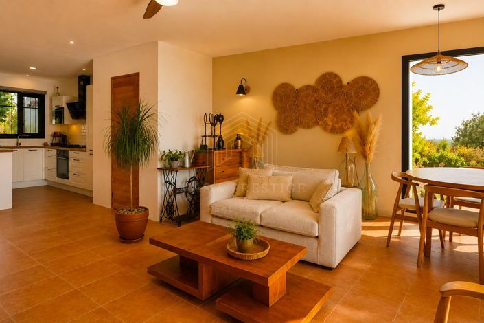 Image No.5-2 Bed House for sale