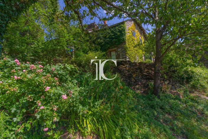 Image No.14-8 Bed House for sale