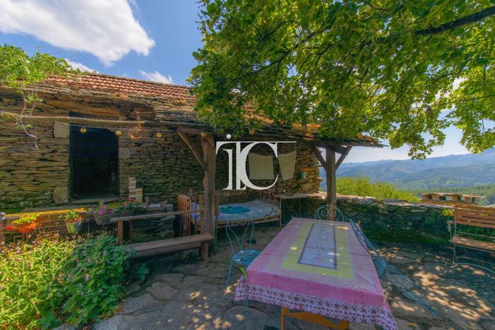 Image No.19-8 Bed House for sale