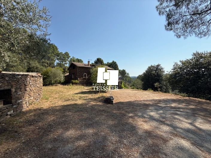 Image No.16-3 Bed House for sale
