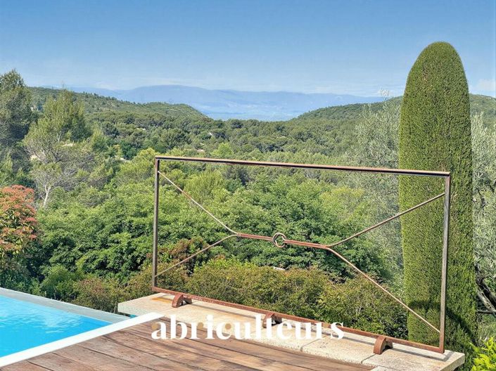 Image No.5-5 Bed House for sale