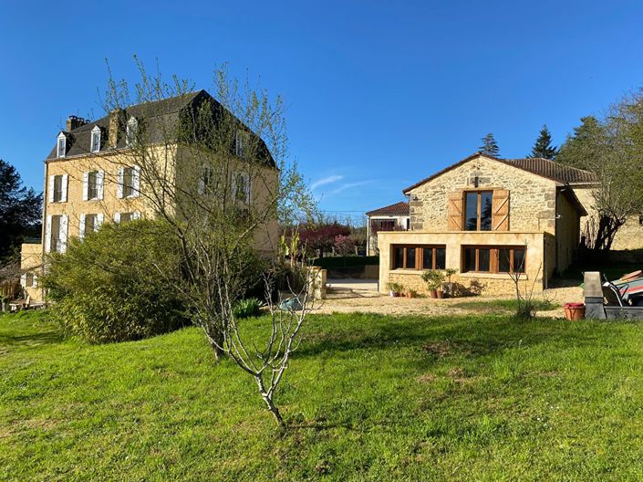 Image No.14-6 Bed House for sale