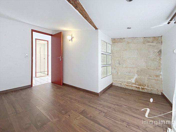 Image No.5-2 Bed House for sale