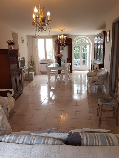 Image No.7-5 Bed House for sale