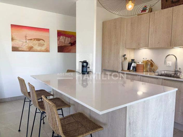 Image No.8-3 Bed Apartment for sale