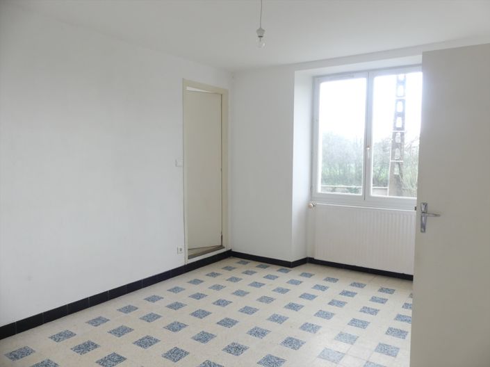 Image No.7-3 Bed House for sale
