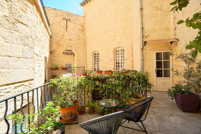 Image No.8-7 Bed House for sale