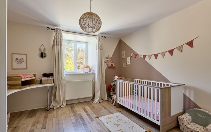 Image No.11-5 Bed House for sale