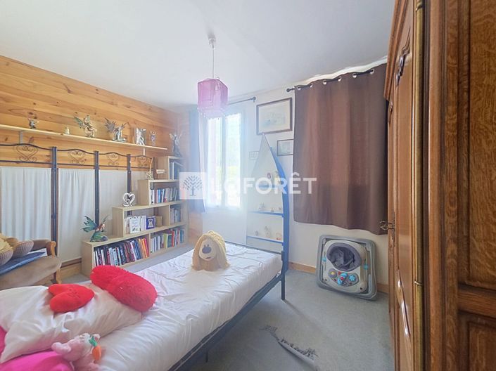 Image No.12-3 Bed House for sale