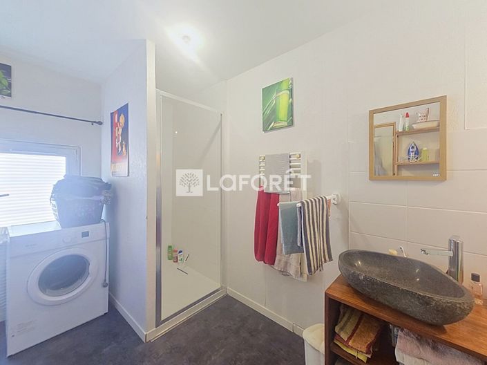 Image No.9-3 Bed House for sale