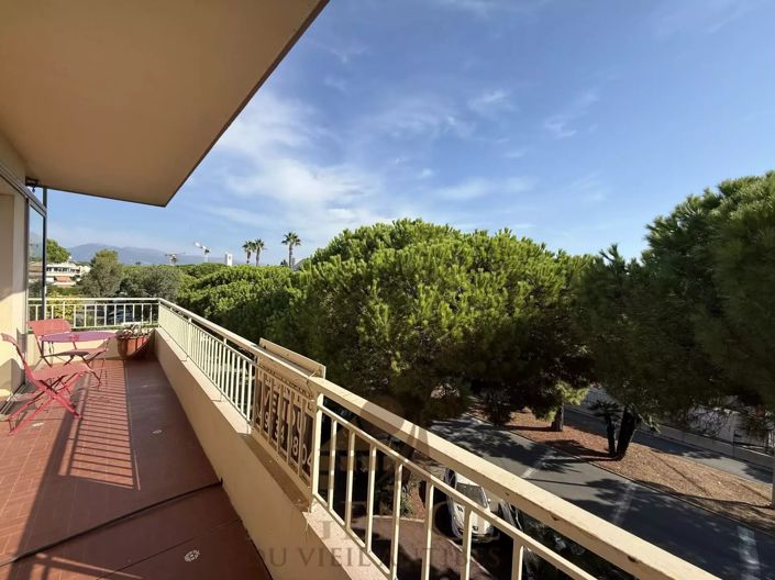 Image No.2-Apartment for sale