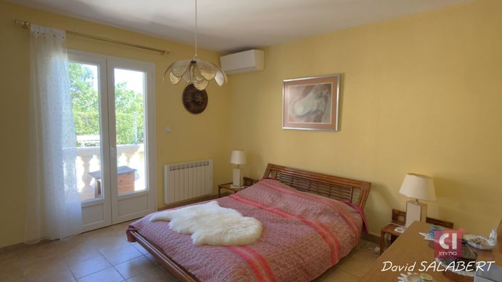 Image No.10-4 Bed House for sale