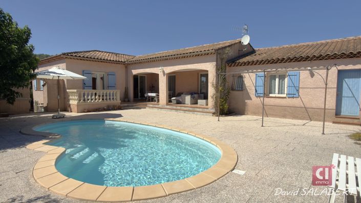 Image No.2-4 Bed House for sale