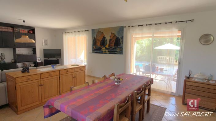 Image No.7-4 Bed House for sale