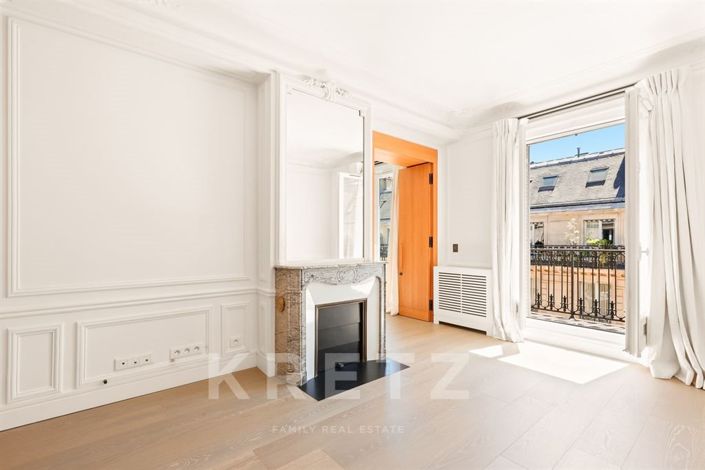 Image No.10-3 Bed Apartment for sale