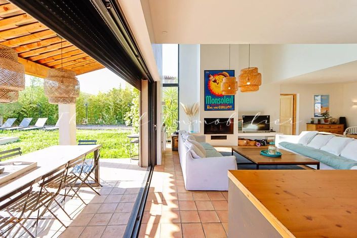 Image No.5-4 Bed House for sale