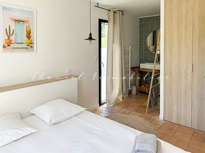 Image No.7-4 Bed House for sale